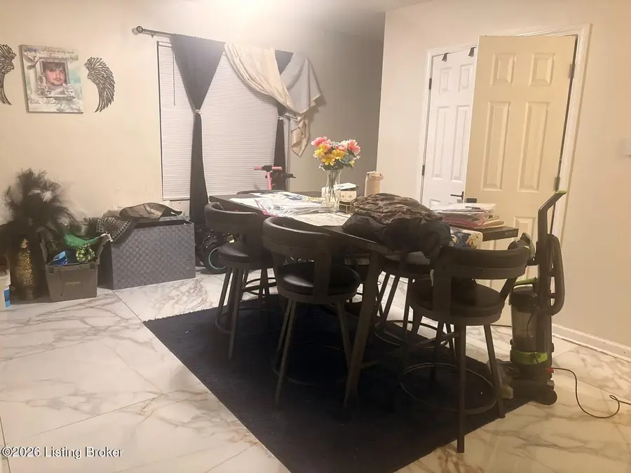 802 W Ashland Ave, Louisville, KY 40215 - #2