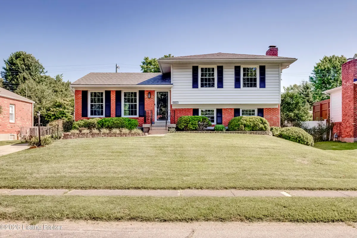 9407 Walhampton Dr, Louisville, KY 40242 - #1