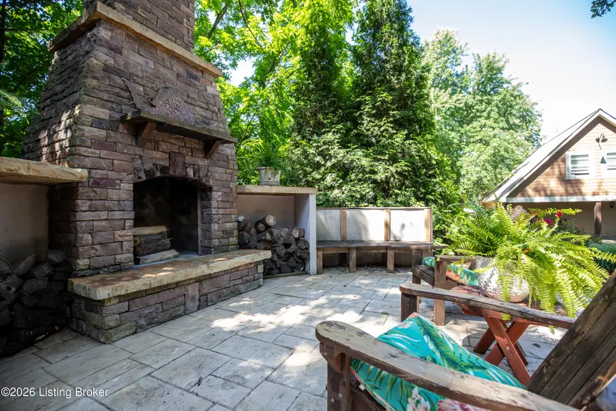 4314 Southern Pkwy, Louisville, KY 40214 - #3