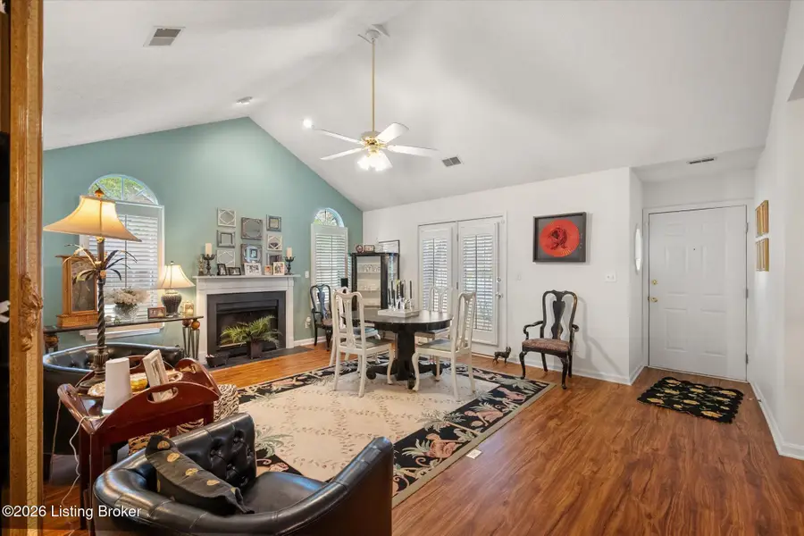 8405 Fox Pointe Pl, Lyndon, KY 40242 - #3