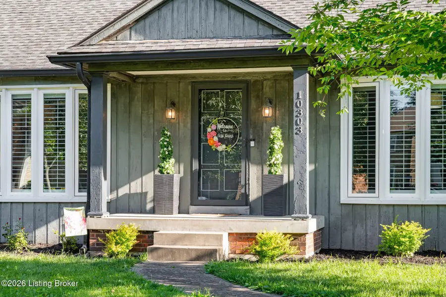 10303 Rock Falls Ct, Louisville, KY 40223 - #2