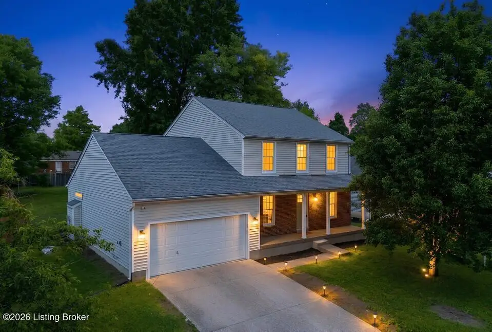 5321 Oldshire Rd, Louisville, KY 40229 - #1