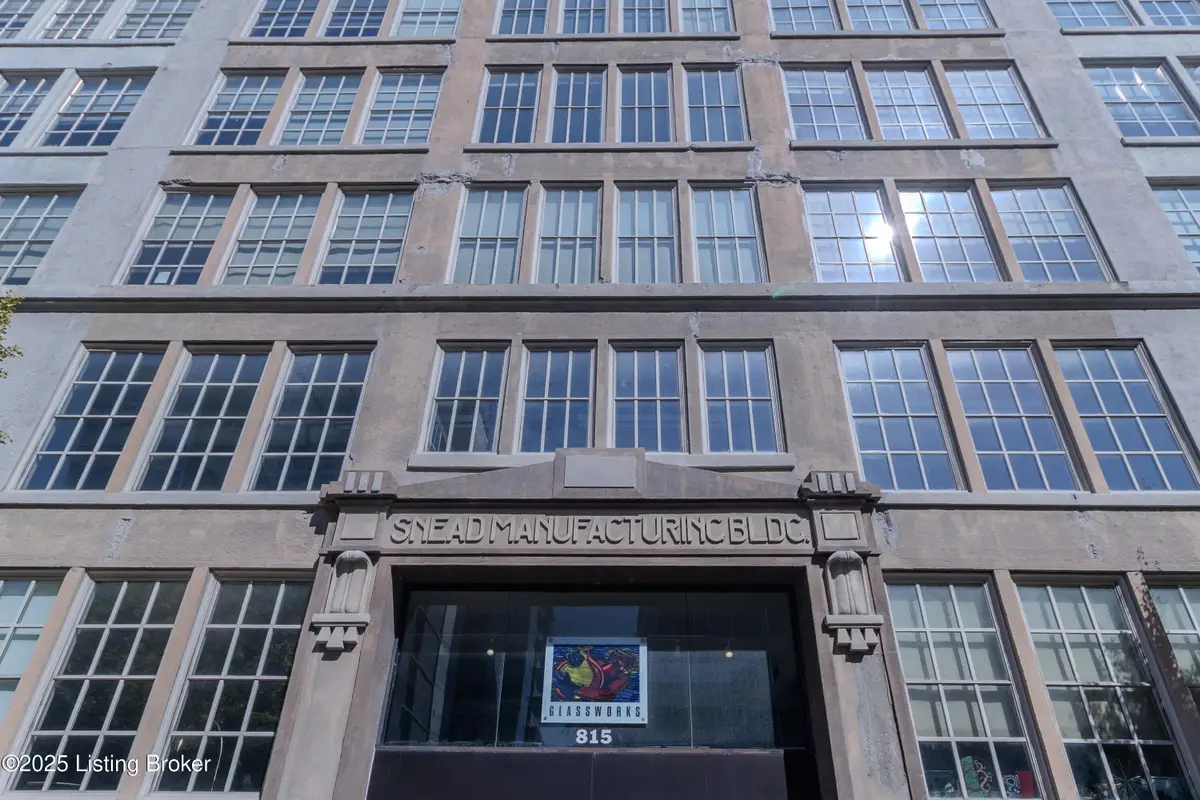 815 W Market St #807, Louisville, KY 40202 - #1
