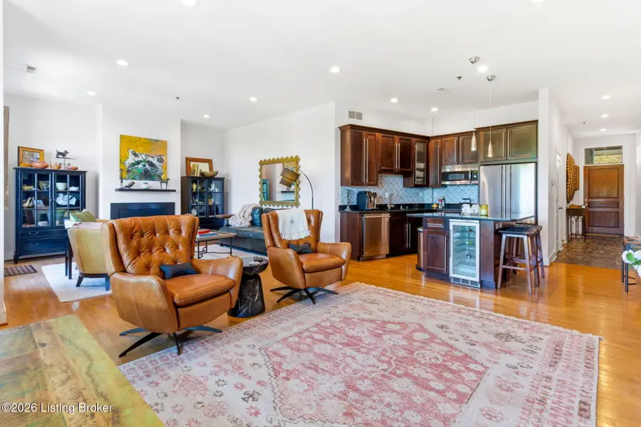 2011 Frankfort Ave #408, Louisville, KY 40206 - #3