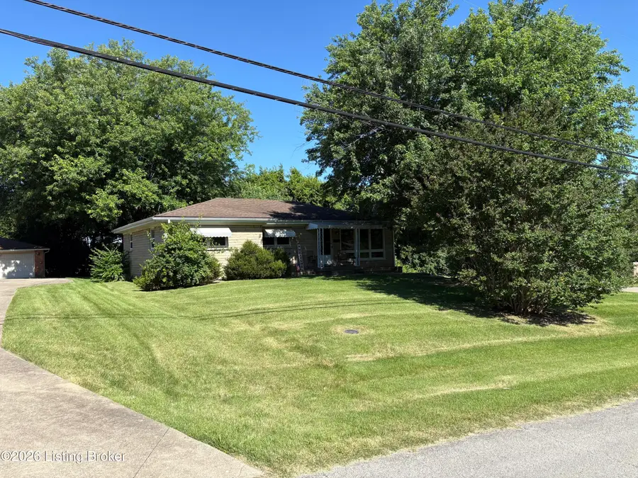 7800 Donegal Dr, Louisville, KY 40219 - #2