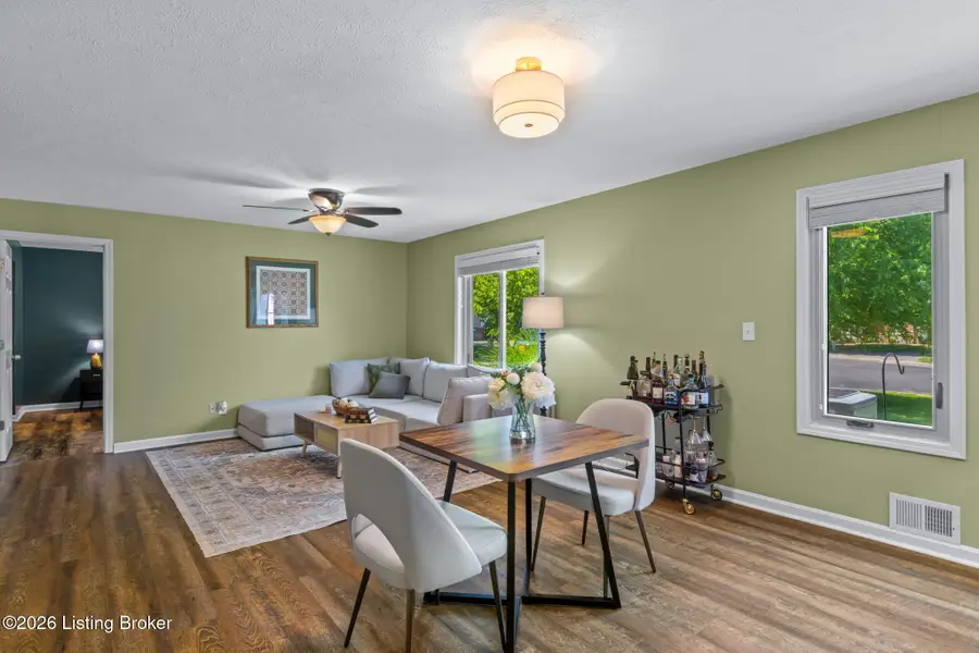 400 Rosewood Ct, Louisville, KY 40223 - #3