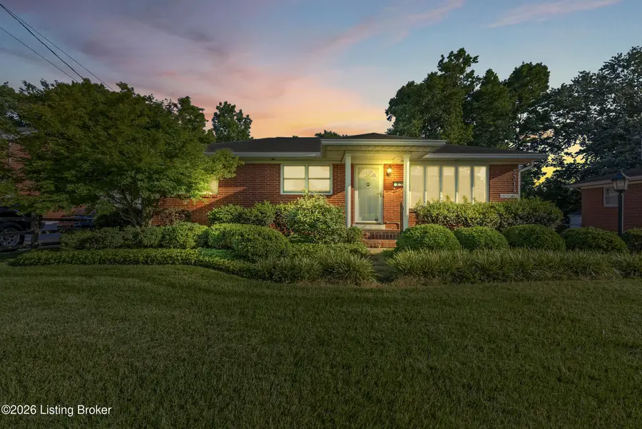 5314 Ronwood Dr, Louisville, KY 40219 - #3
