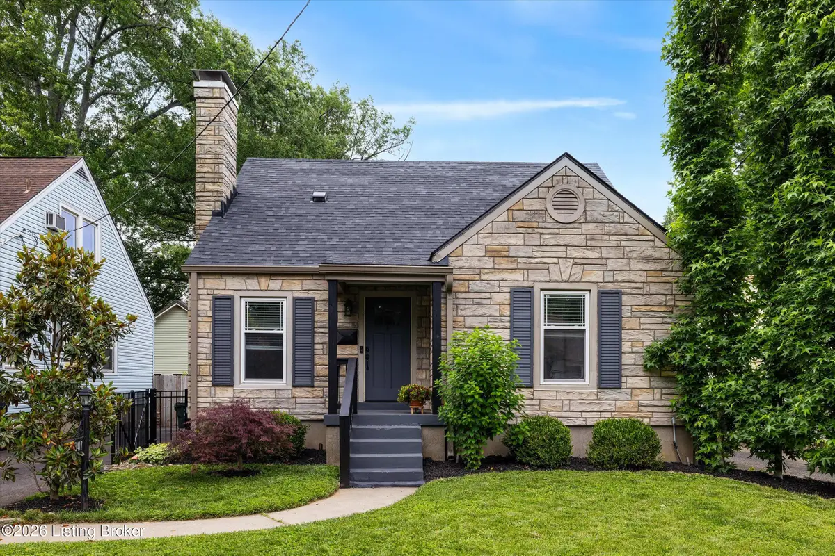 3417 Warner Ave, Louisville, KY 40207 - #1