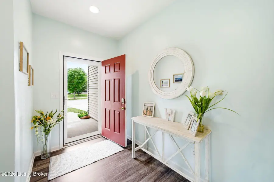 11922 Trottingham Cir, Louisville, KY 40299 - #2