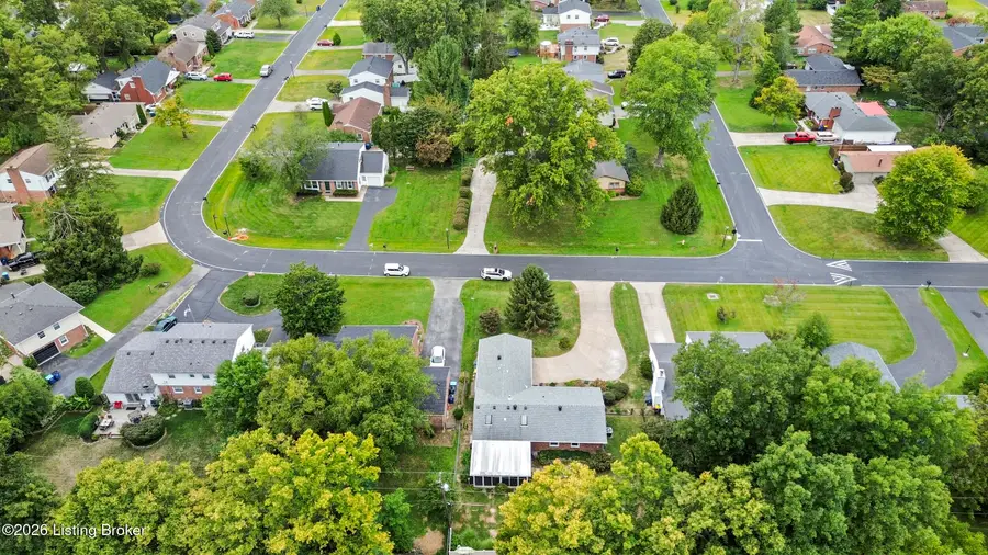 121 Blue Fields Rd, Louisville, KY 40223 - #3