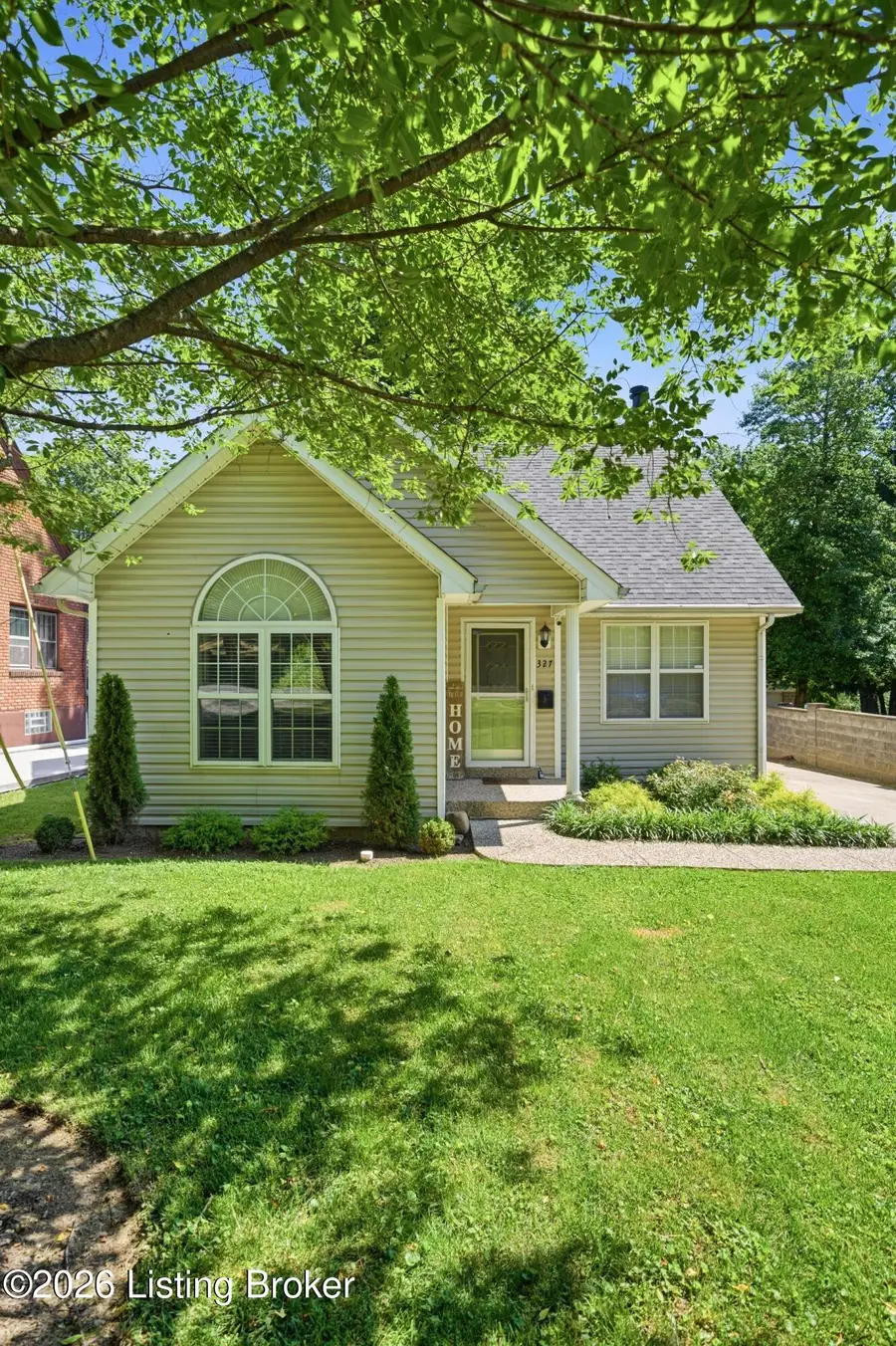 327 E Kenwood Dr, Louisville, KY 40214 - #2