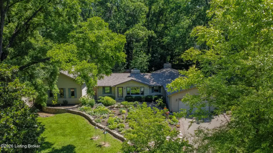 4010 Altawood Ct, Louisville, KY 40245 - #3