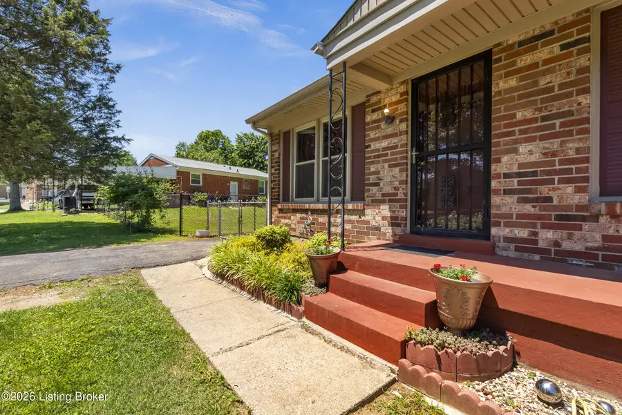 6603 Burlwood Dr, Louisville, KY 40229 - #3