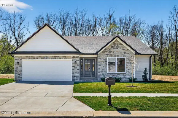 8212 Roseborough Rd, Louisville, KY 40228