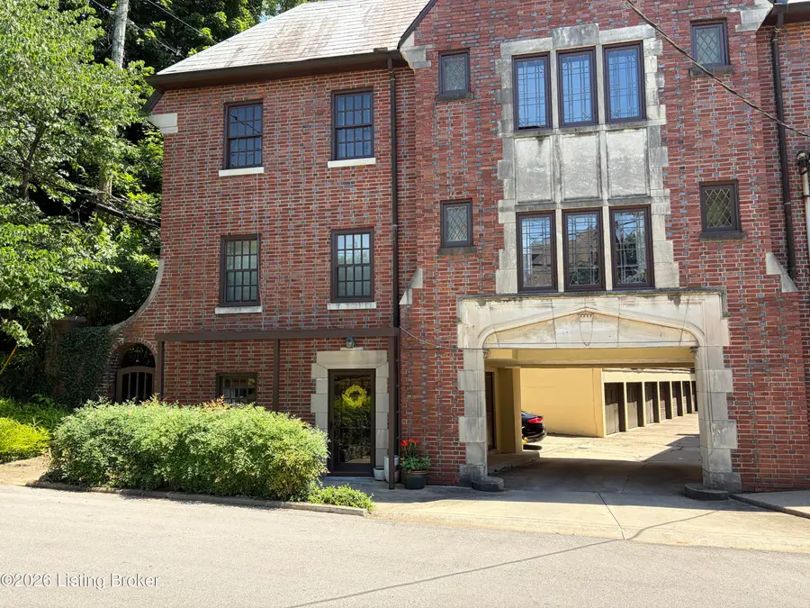 1801 Spring Dr #APT O, Louisville, KY 40205 - #2