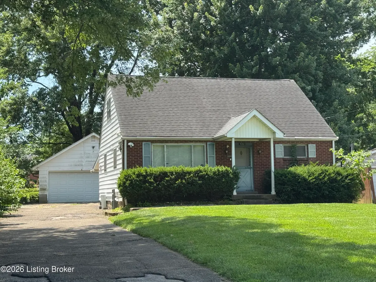 9212 Vevey Rd, Louisville, KY 40291 - #1