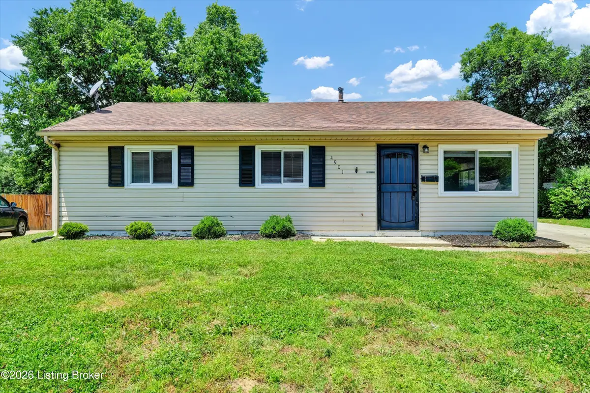 4901 Seville Dr, Louisville, KY 40272 - #1