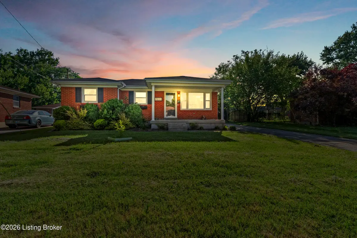 7211 Feyhurst Dr, Louisville, KY 40258 - #1