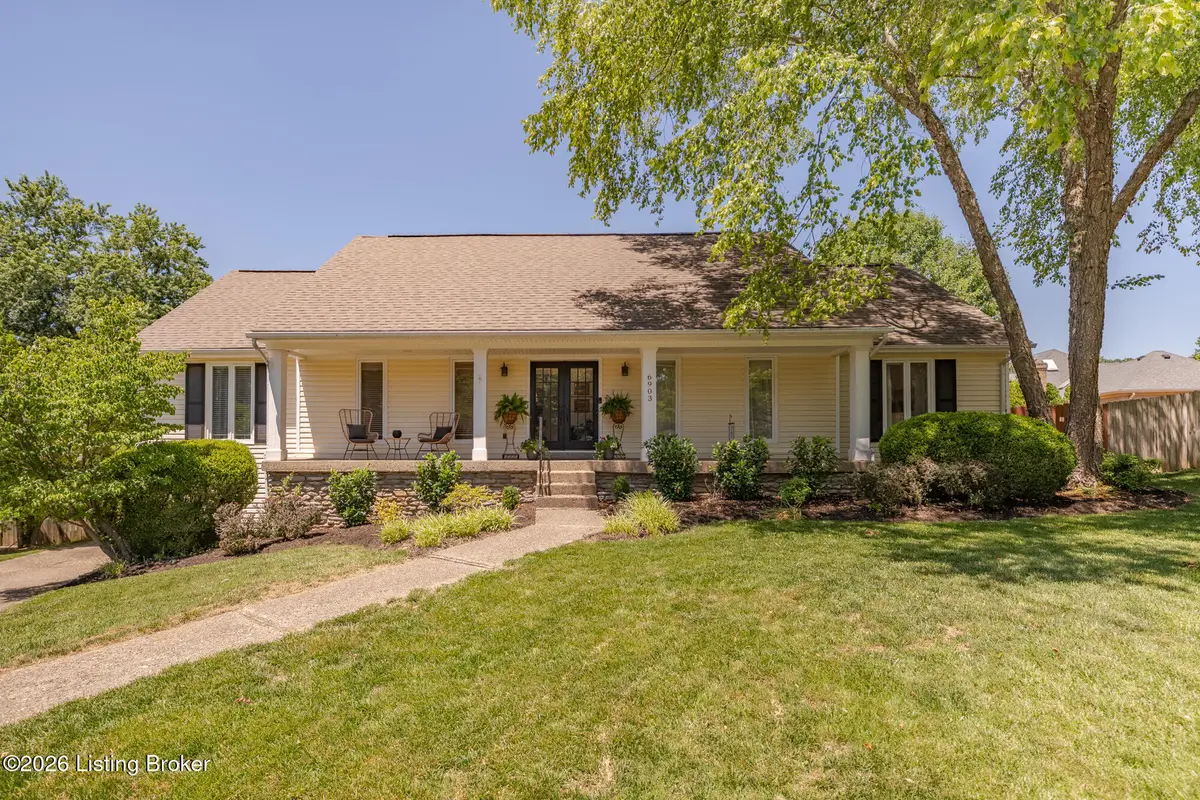 6903 Timber Bluff Ct, Prospect, KY 40059 - #1