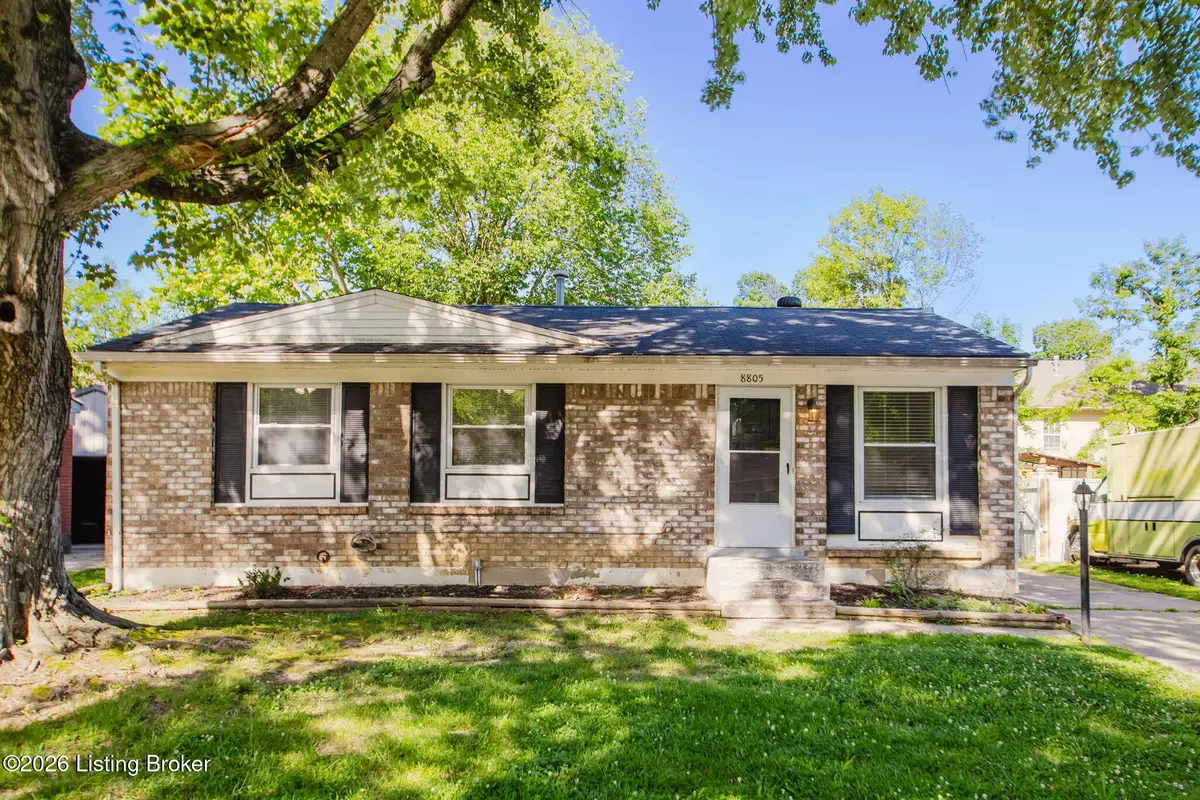 8805 Maplecreek Dr, Louisville, KY 40219 - #1
