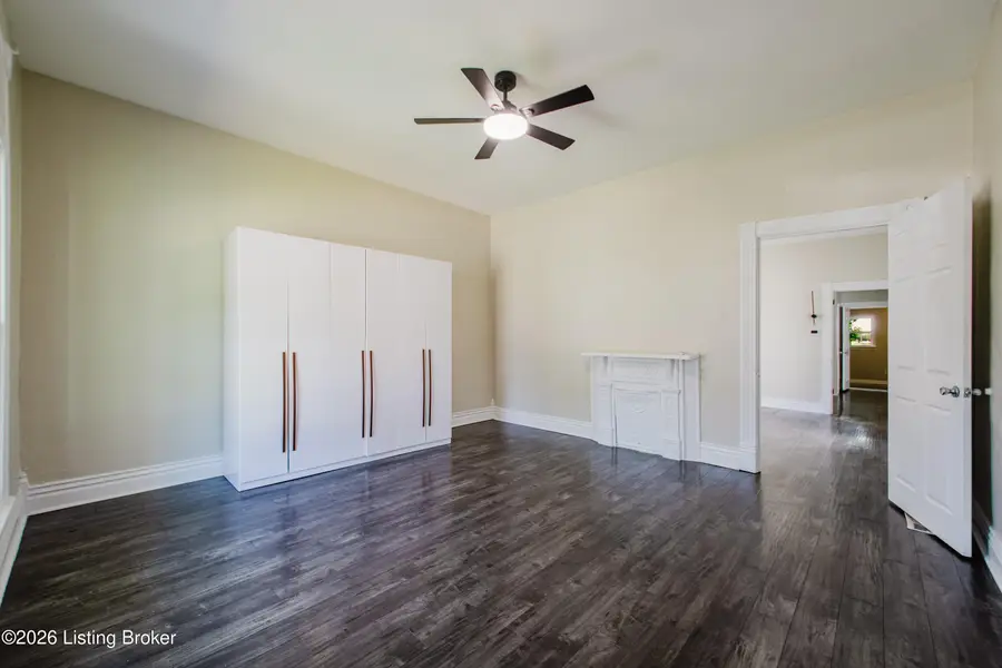 443 E Brandeis Ave, Louisville, KY 40217 - #2