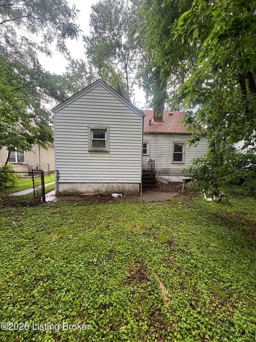 1233 Phyllis Ave, Louisville, KY 40215 - #3
