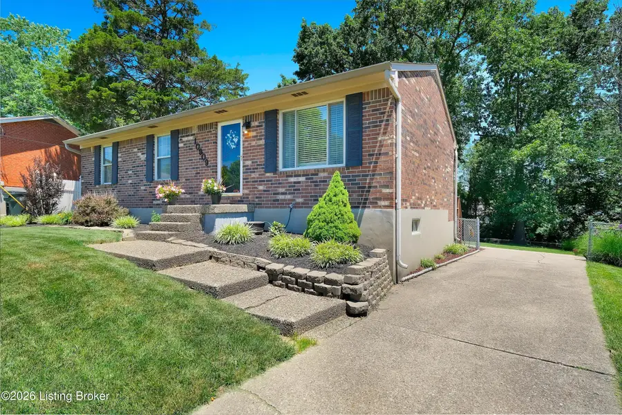 10909 Chenwood Ct, Jeffersontown, KY 40299 - #3