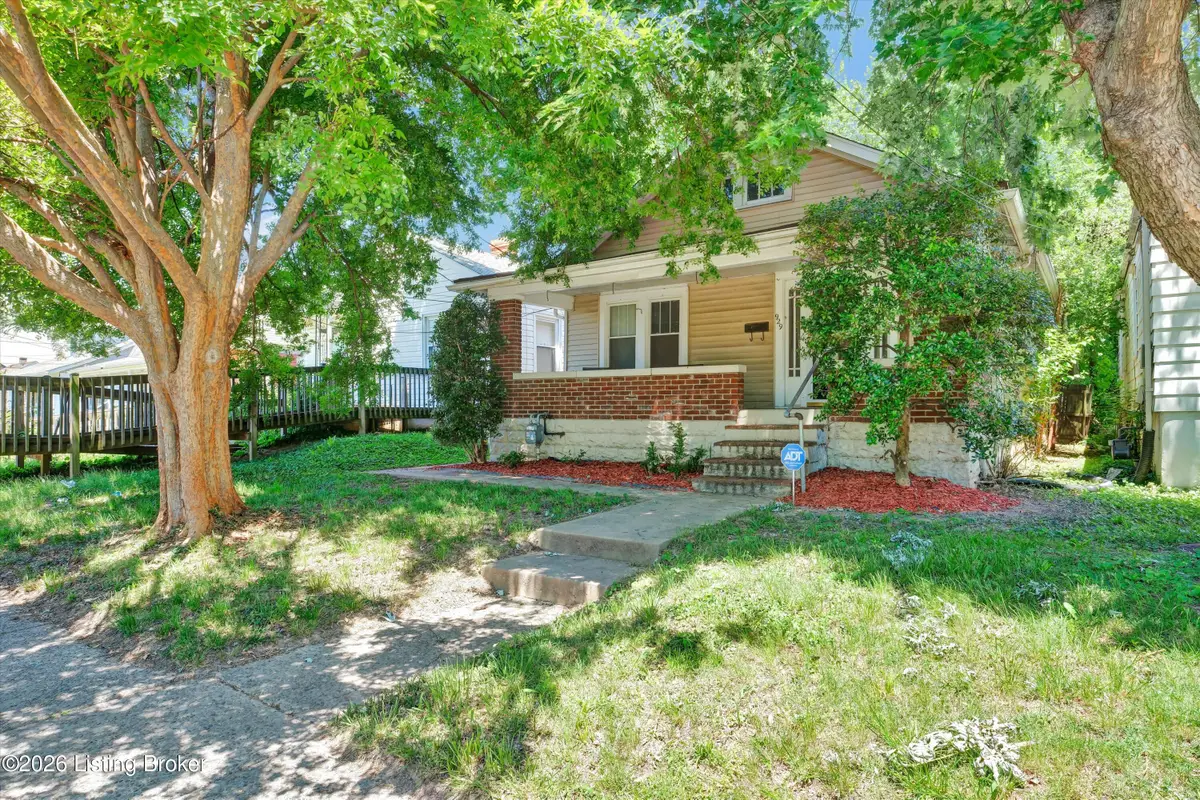 929 Denmark St, Louisville, KY 40215 - #1