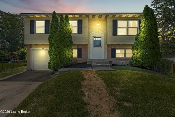 1701 Flagstaff Ct, Louisville, KY 40223