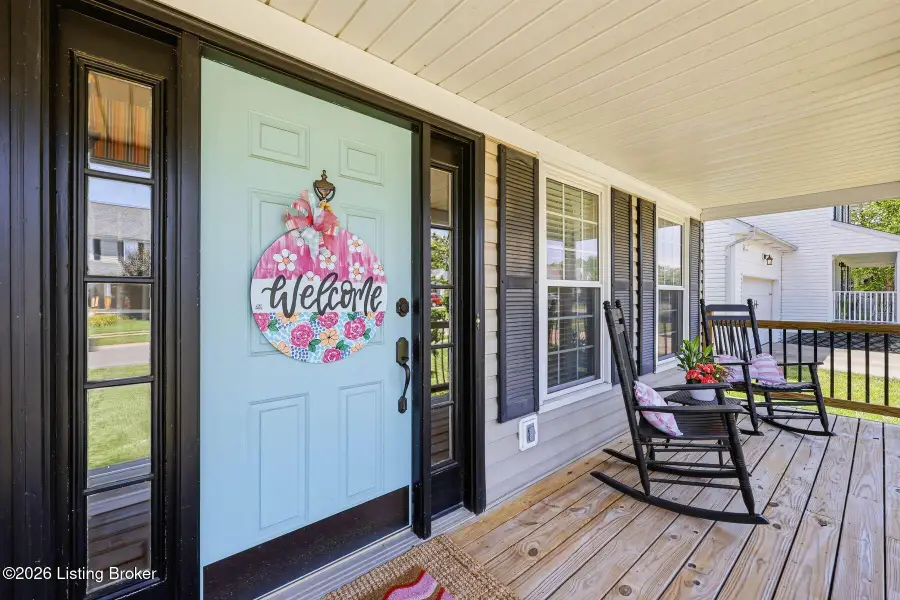 3907 Fairfield Meadows Dr, Louisville, KY 40245 - #3