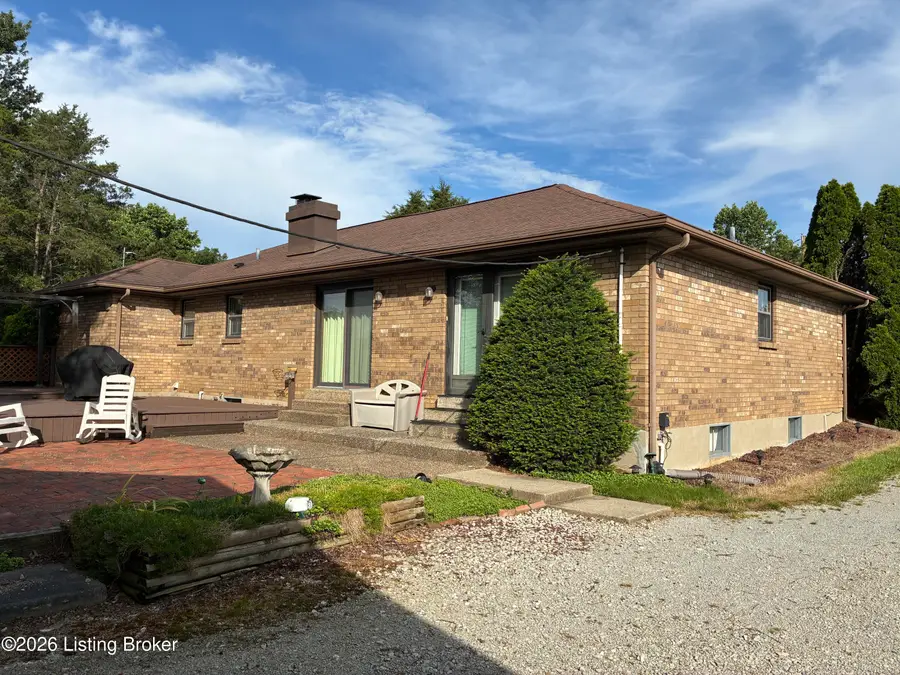 2502 Holly Ln, La Grange, KY 40031 - #2