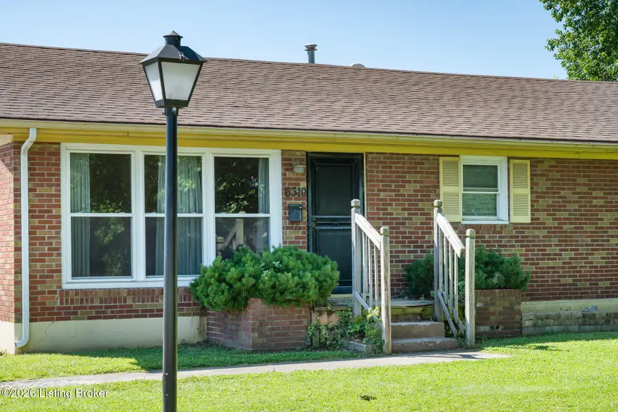 6310 Sheila Rd, Louisville, KY 40219 - #3