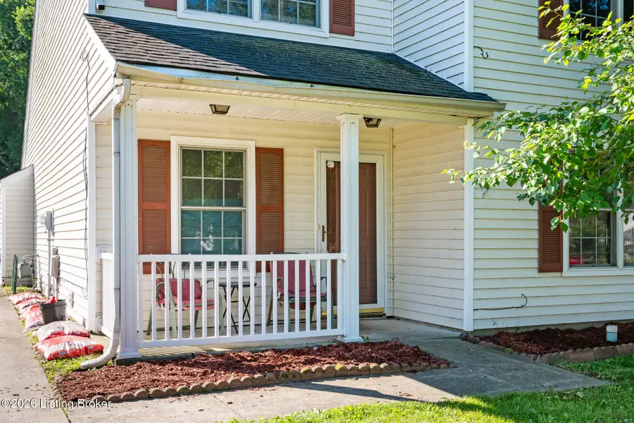 6302 Maravian Dr, Louisville, KY 40258 - #2