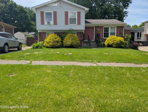 8308 Daverman Dr, Louisville, KY 40228