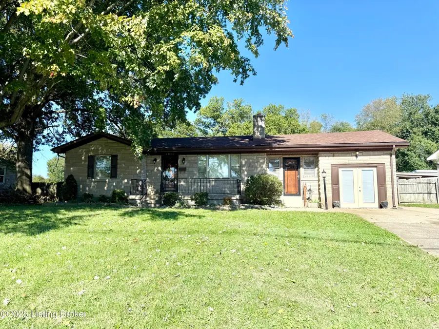 4822 Dover Rd, Louisville, KY 40216 - #2