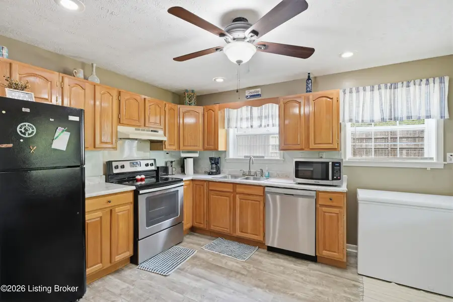 538 Nolin Park Rd, Clarkson, KY 42726 - #2
