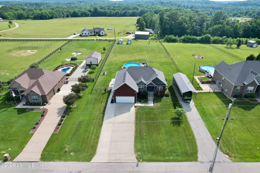 639 Cameron Ridge Rd, Shepherdsville, KY 40165 - #3