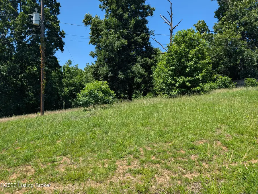 2704 Deatsville Rd, Shepherdsville, KY 40165 - #3