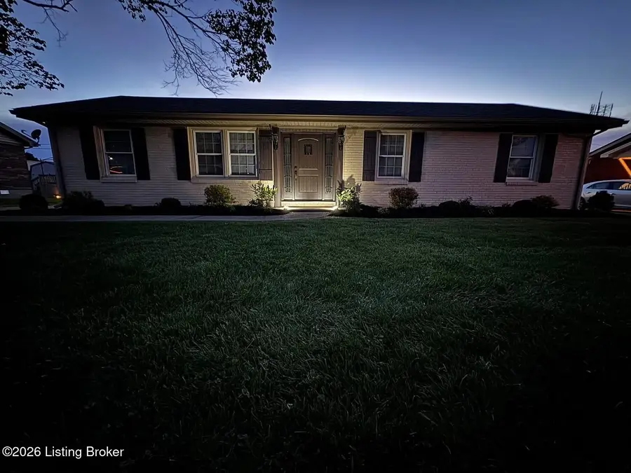 714 Westland Dr, Lebanon, KY 40033 - #2