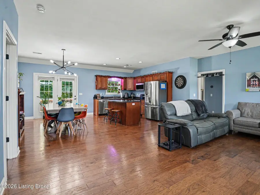 115 Nashville Dr, Coxs Creek, KY 40013 - #2
