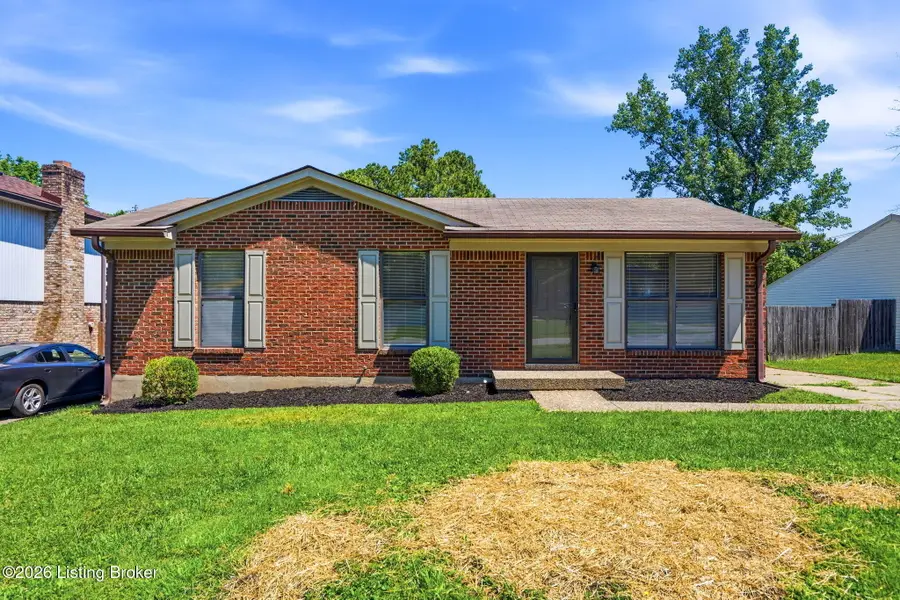 7902 Rochelle Rd, Louisville, KY 40228 - #2