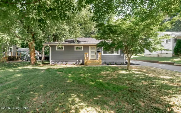 301 Summit Ct, Louisville, KY 40243