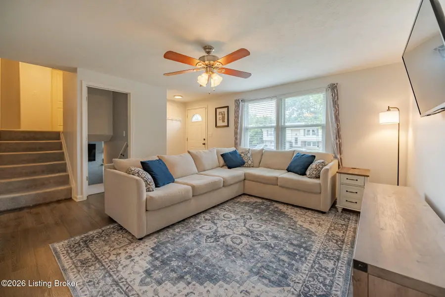 8813 Running Fox Cir, Louisville, KY 40291 - #3