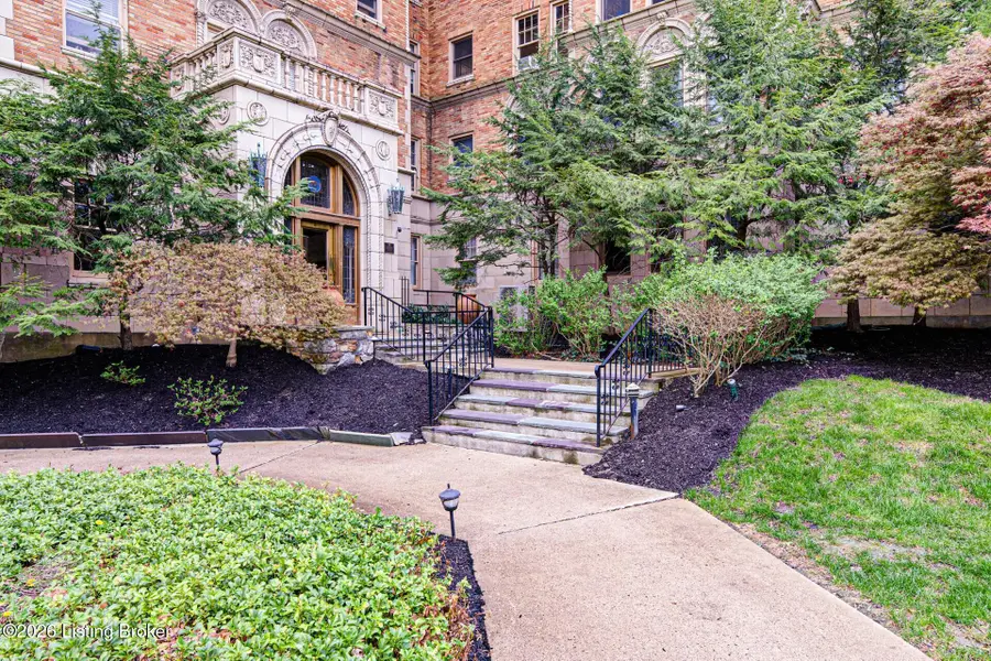 2140 Bonnycastle Ave #9a, Louisville, KY 40205 - #3