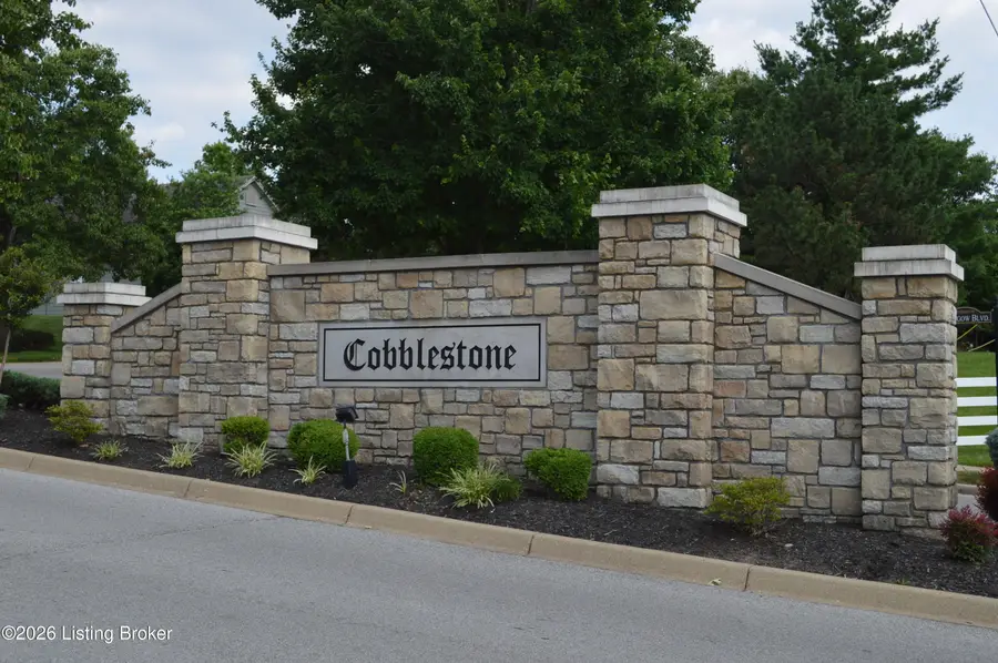 9801 Glasgow Blvd, Louisville, KY 40241 - #2