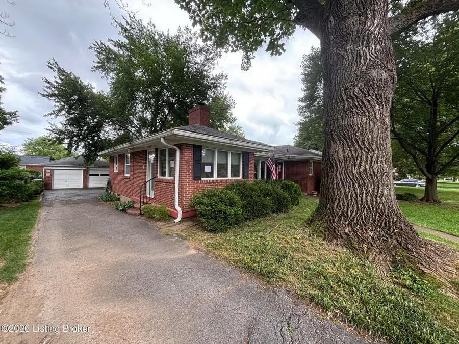 413 Deerfield Ln, Louisville, KY 40207 - #3