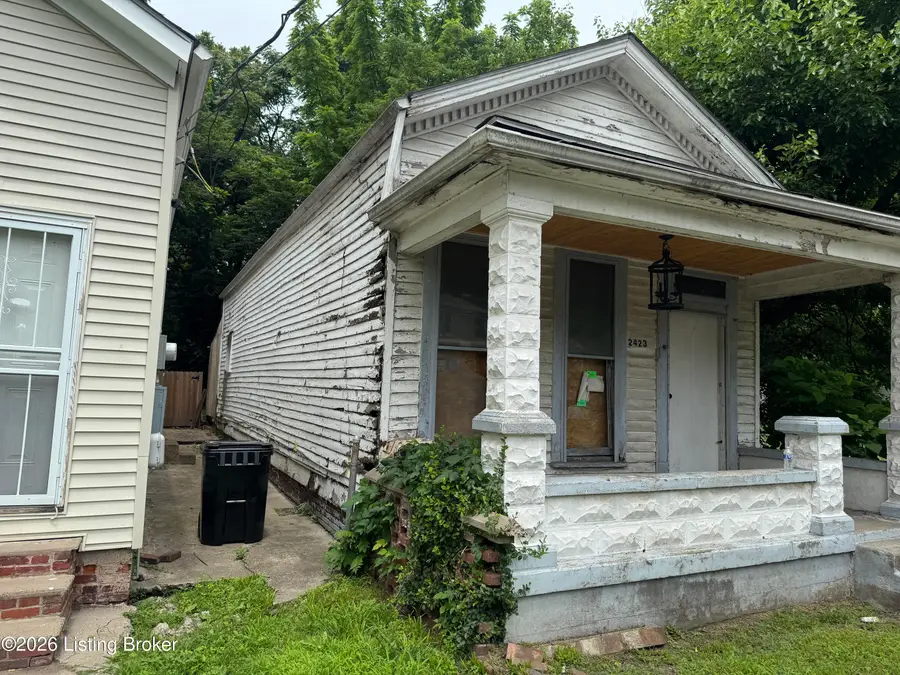 2423 Cedar St, Louisville, KY 40212 - #2