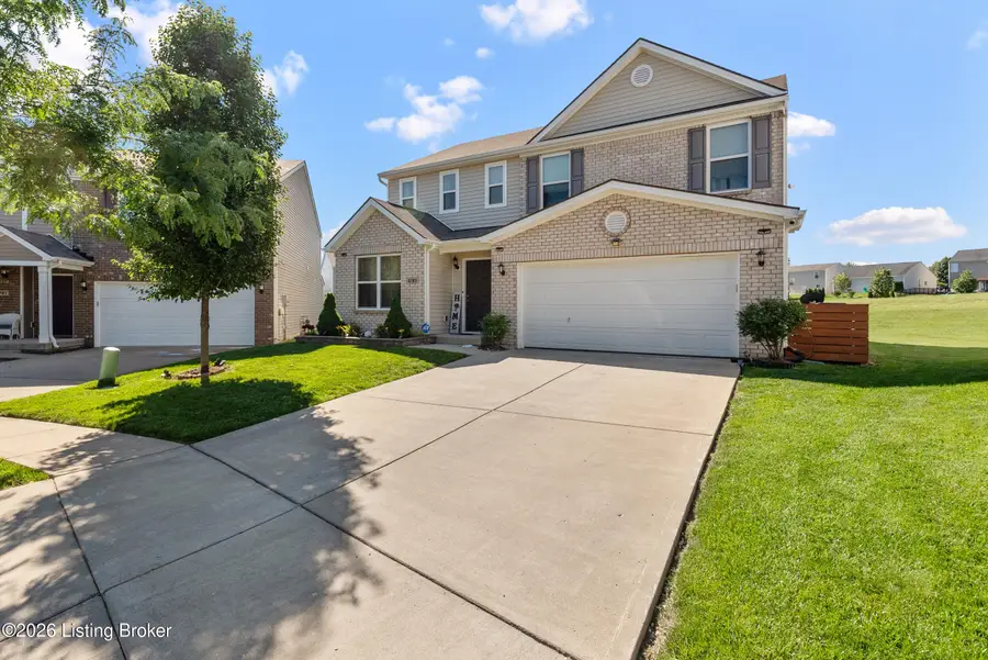 6783 Brittany Oak Dr, Louisville, KY 40229 - #3
