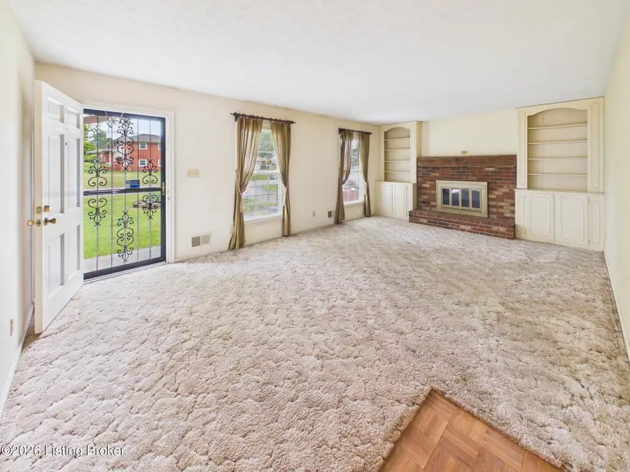 5003 Ginev Way, Louisville, KY 40219 - #2