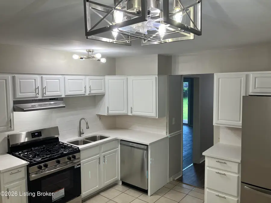 14 Kenil Ct, Louisville, KY 40206 - #3